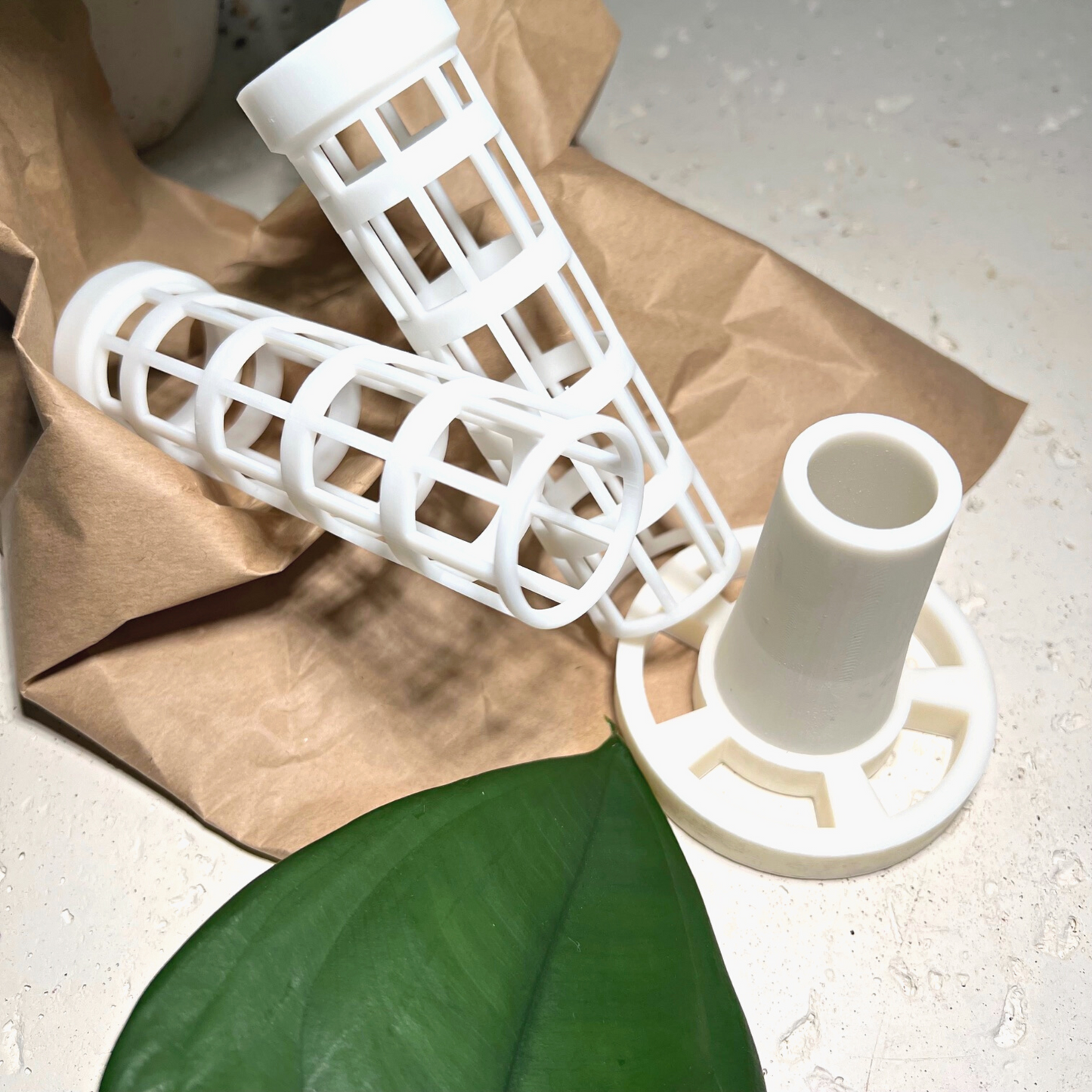 Birdy's Plants Modular Moss Pole 3D printed moss pole for plants with a Syngonium Chiapense houseplant.